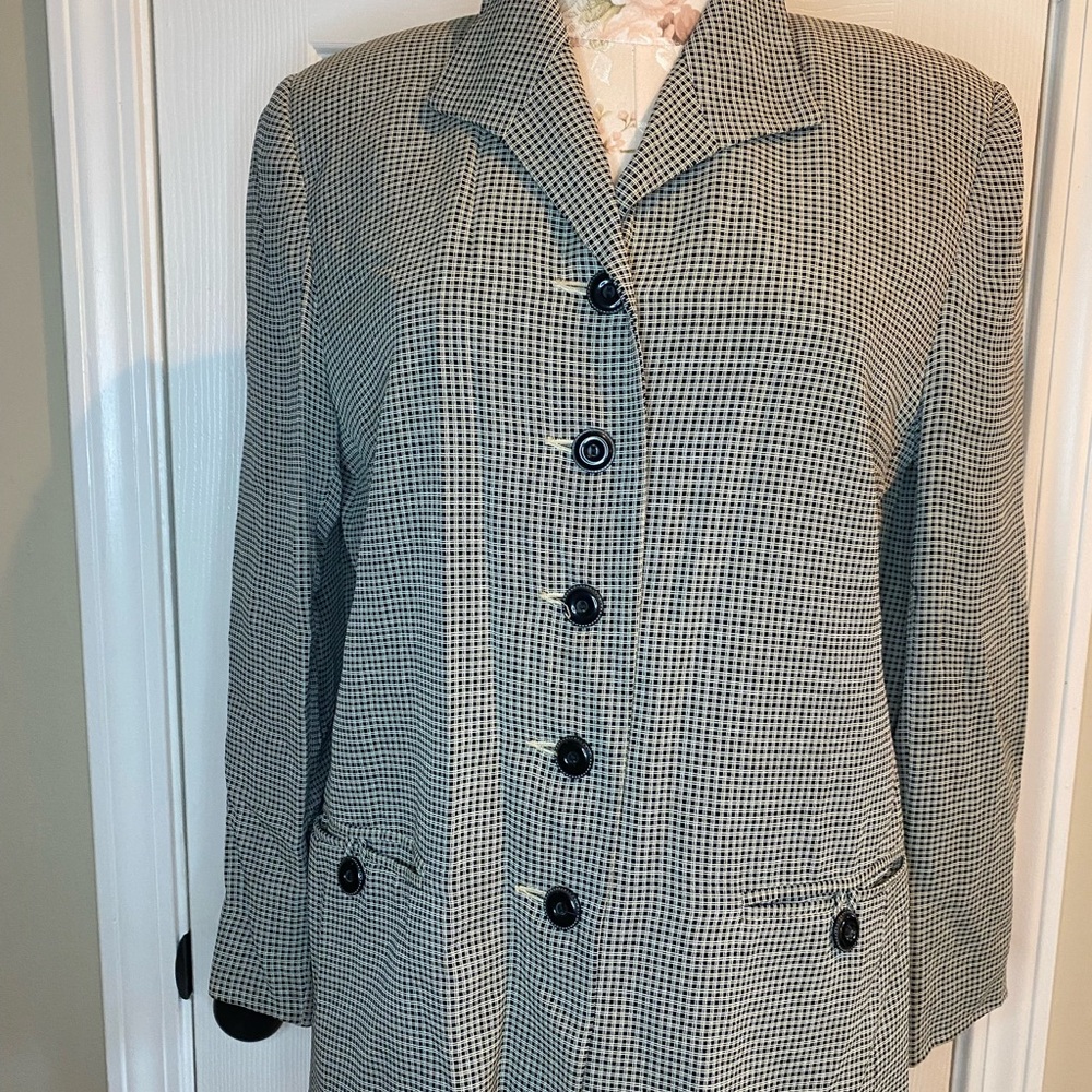 Doncaster Black and White Houndstooth Blazer